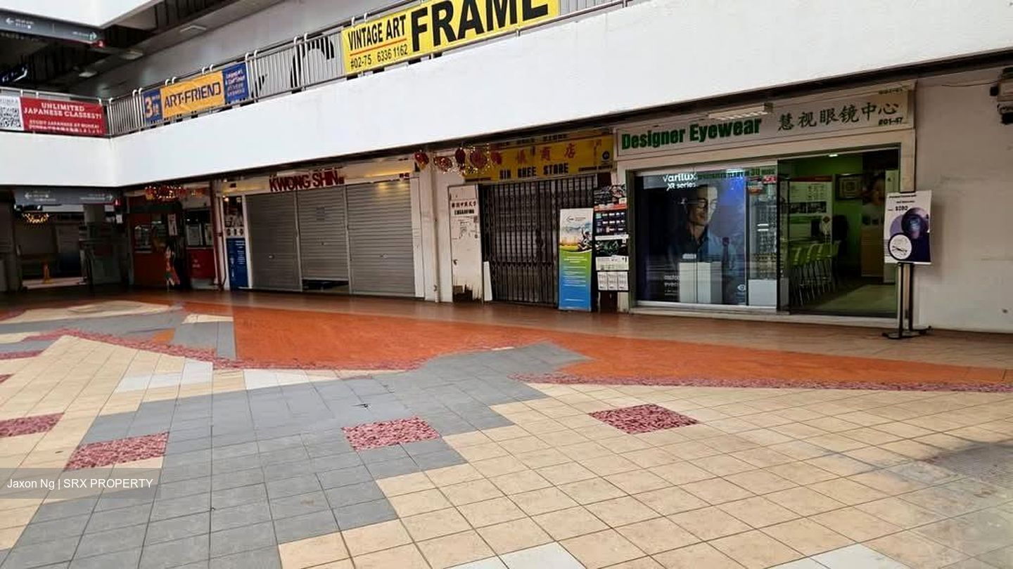 Bras Basah Complex (D7), Shop House #531751001